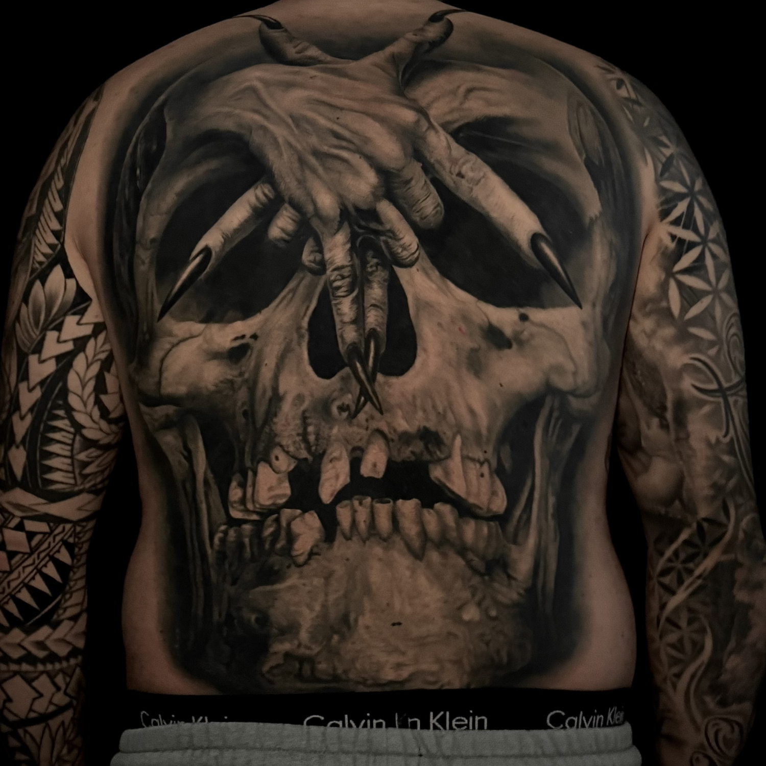 Full back Tattoo Scull