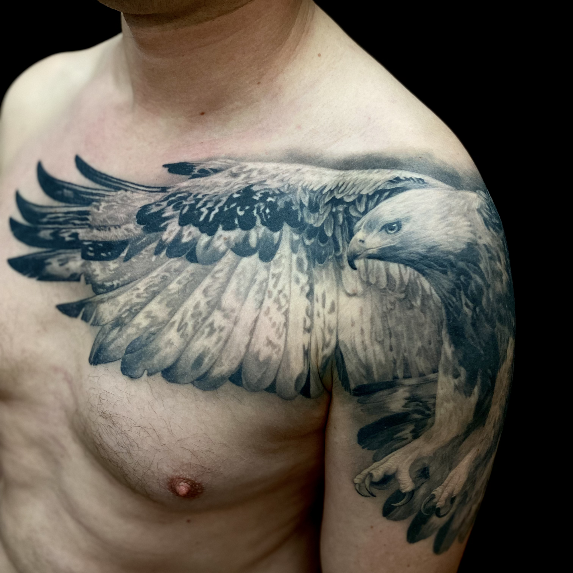 Schulter-Oberarm Tattoo Adler